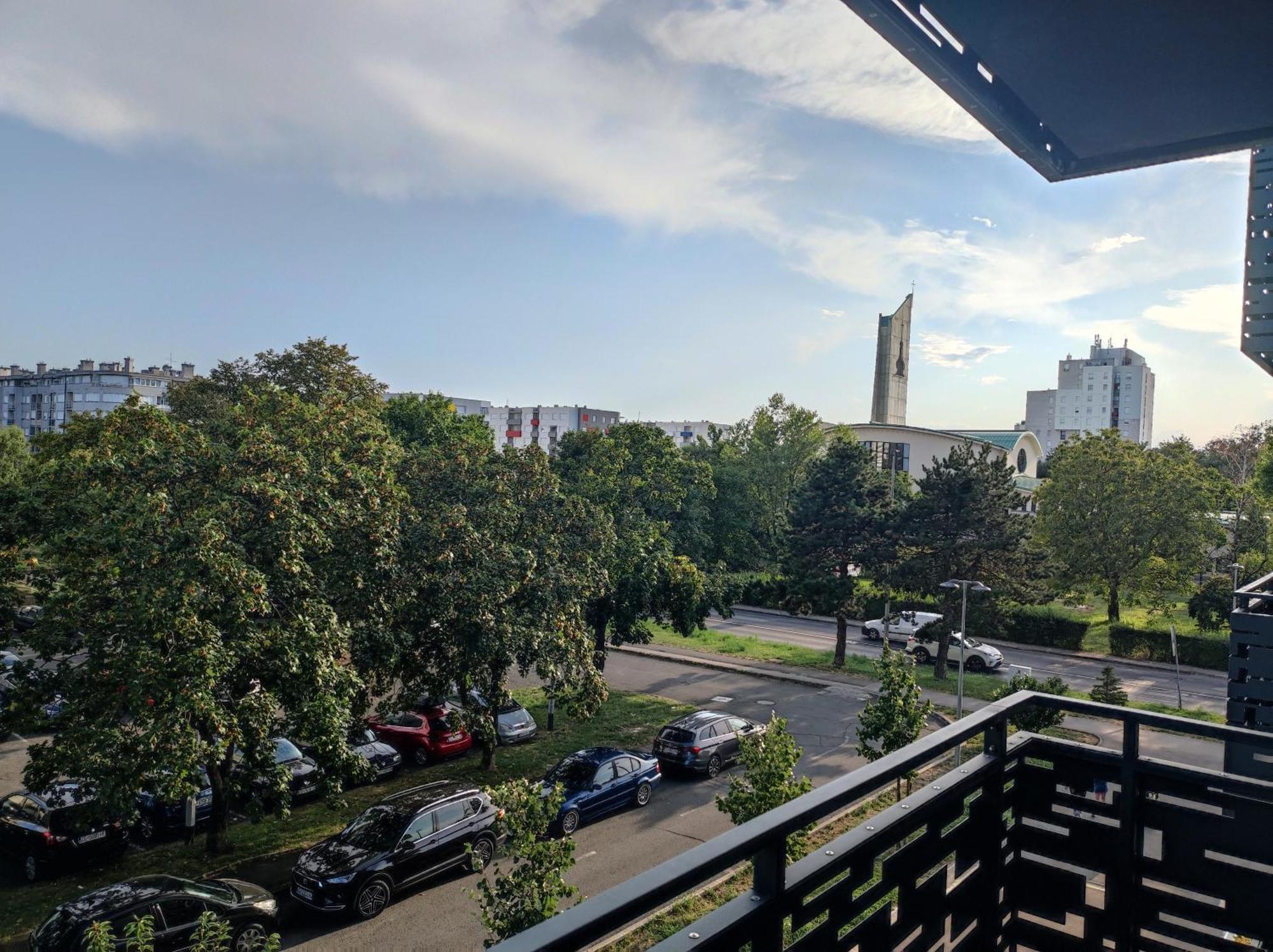 City East Apartment Zagreb With Private Parking Dış mekan fotoğraf